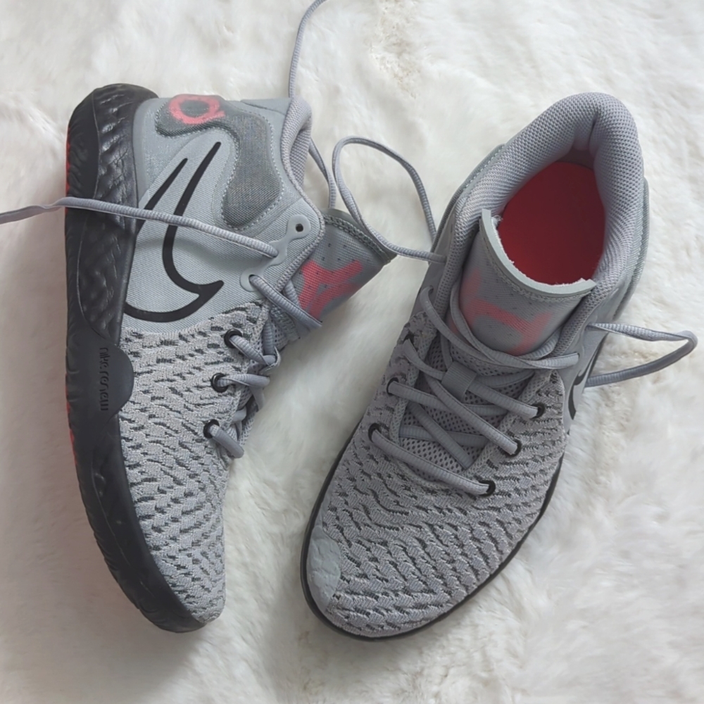 🌿NIKE KD TREY 5 SNEAKERS🌿